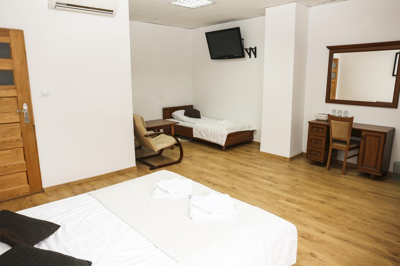 Motel Te Klimaty Czeladź Exteriér fotografie
